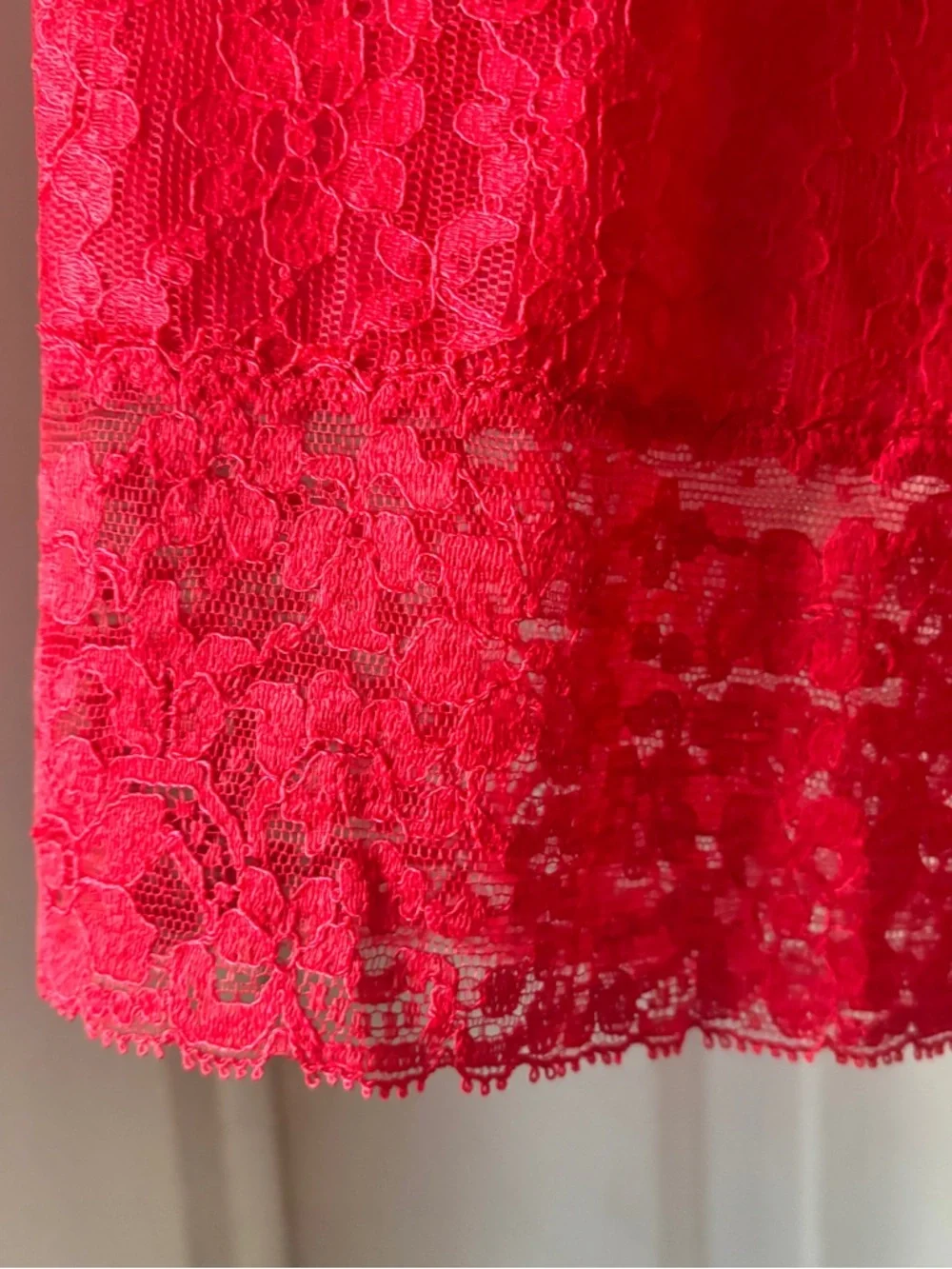 Vintage 60s Full Bright Red Lace Half Slip Size Medium - Picture 13 of 14